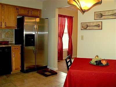 5th image of 7927 Dorsetshire Dr