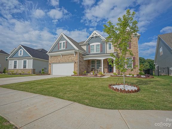2nd image of 246 Heatherland Dr