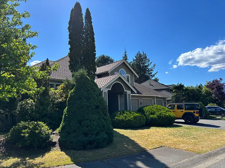 26057 SE 38th St — Photo 28