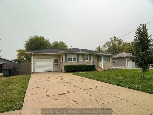 1312 S Wabash Ave, Hastings, NE 68901