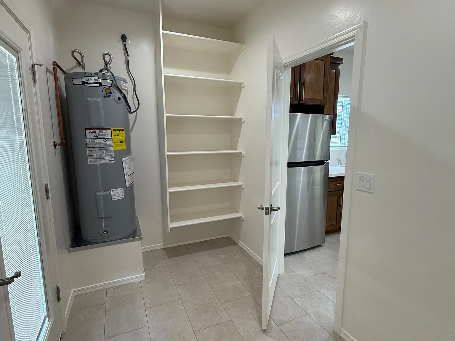2 bed, 900 sqft, $1,350 — Photo 4