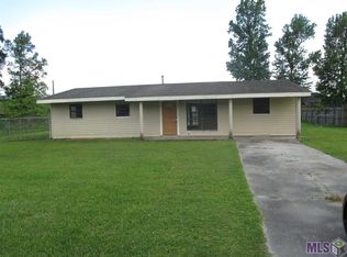 41023 Lee Dr, Gonzales, LA 70737
