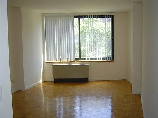 Rented by Royal Operation System | media 46