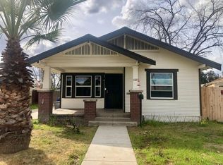 1321 N Calaveras St, Fresno, CA