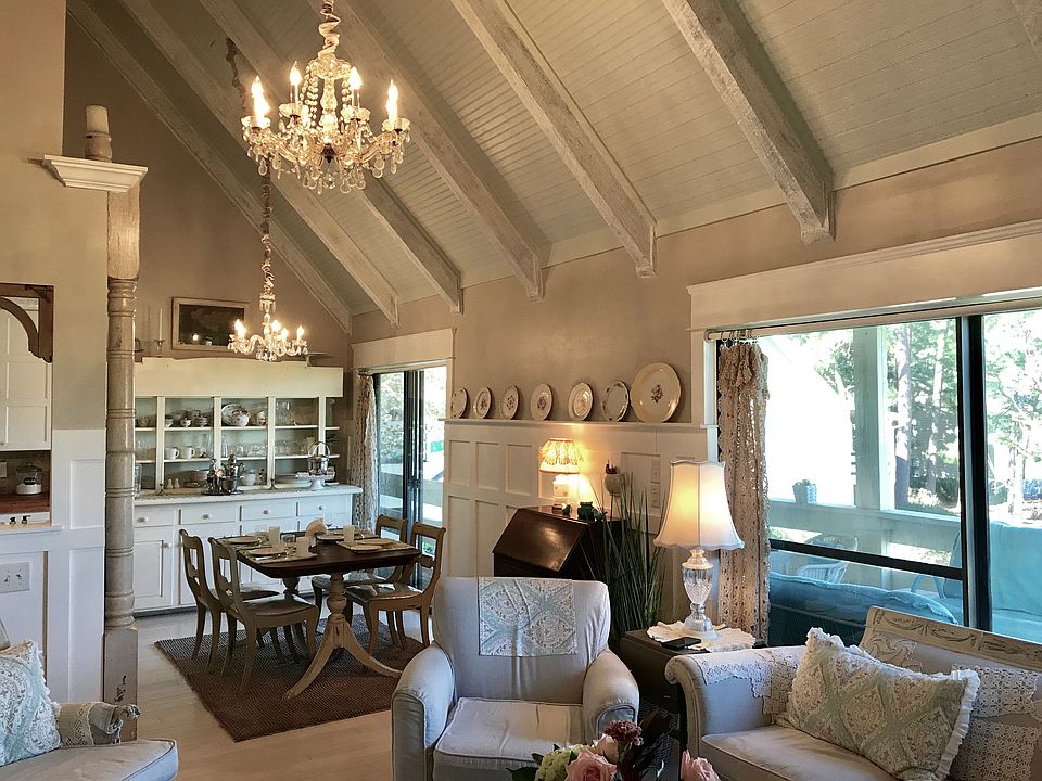 Beautifully decorated 