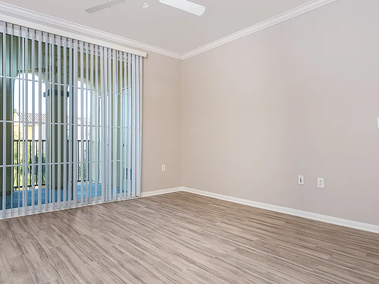 College Park Apartments — Photo 45