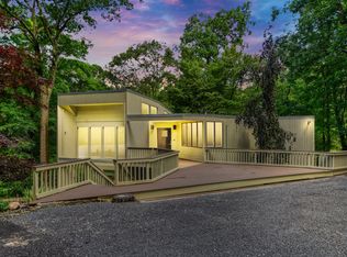 47 Major Lockwood Ln, Pound Ridge, NY 10576