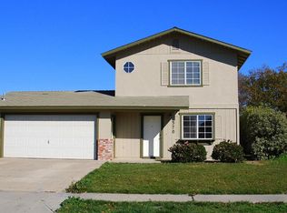 570 Larkin St, Salinas, CA 93907