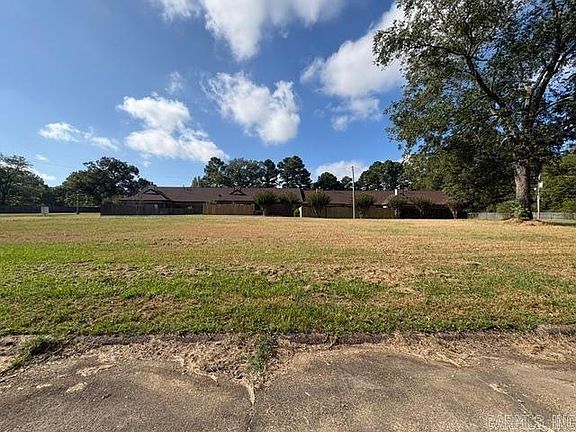 2nd image of Georgetown Dr #16-3