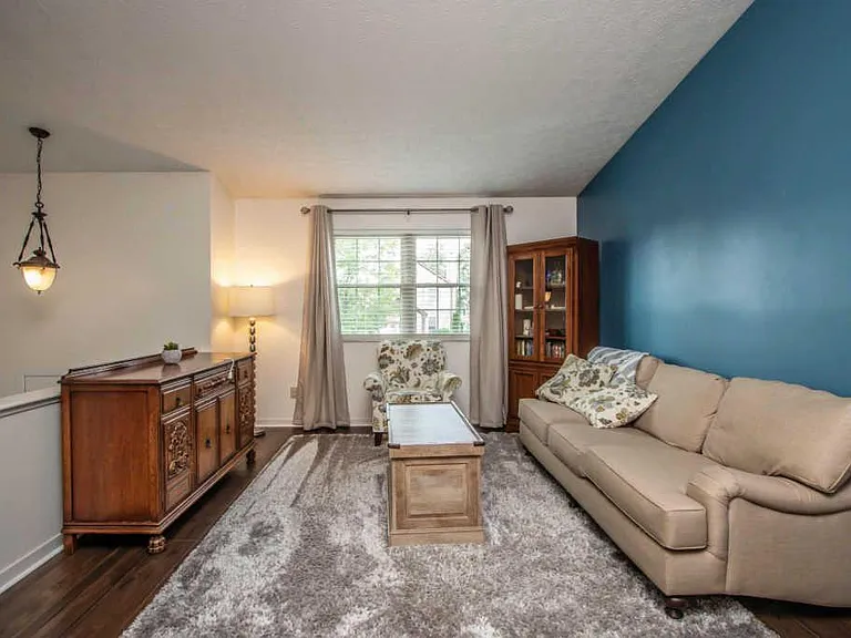 5336 Trillium Ct — Photo 2