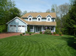 104 Glen View Dr, Beaver, PA 15009