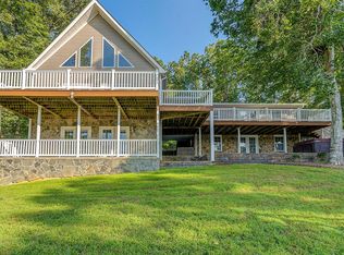 90 Shenandoah Ln, Wirtz, VA 24184