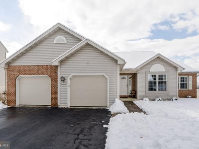 224 Willow Dr, Denver, PA, 17517