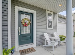 4389 Cradle Hill Dr, Deforest, WI 53532