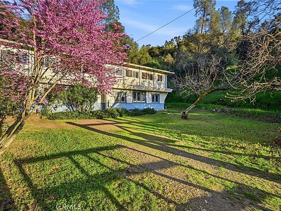 4th image of 3398 Ogden Rd