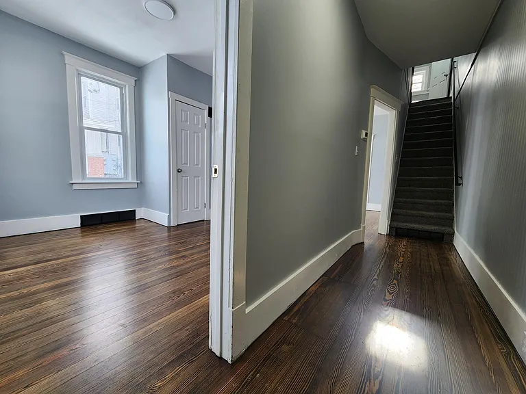 123 Ridgeway St — Photo 24