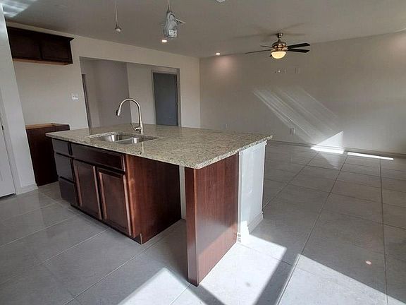 2nd image of 3449 Nicole St