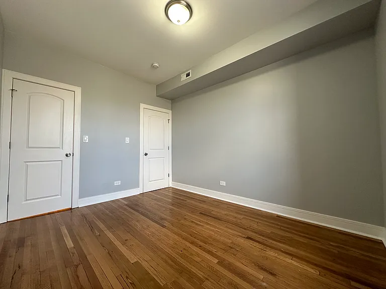 1145 N Sacramento Ave #3 — Photo 12