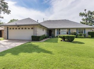 7805 NW 28th Ter, Bethany, OK 73008