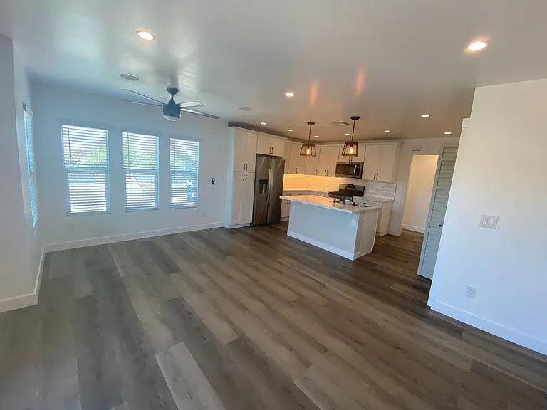 4250 Cleveland Ave #1 — Photo 6