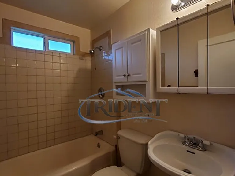 2127 Sicard St — Photo 9