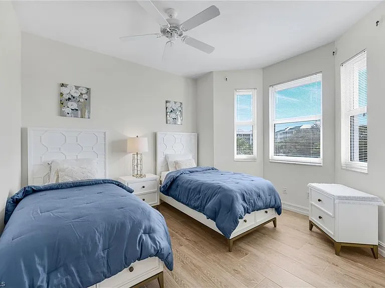 400 Flagship Dr #401 — Photo 19