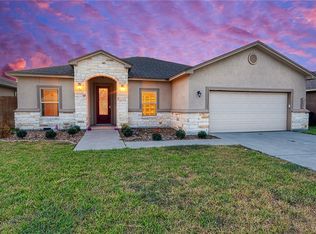 2018 Chesapeake Bay Dr, Portland, TX 78374