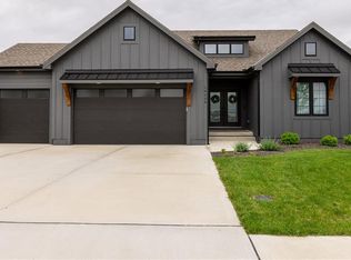 10430 N Mulberry St, Kansas City, MO 64155