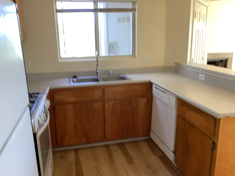 604 N Bagby Dr #B — Photo 18