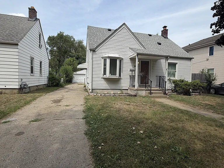 25428 Hopkins St — Photo 48