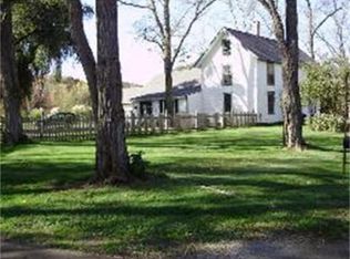 753 River Rd, Deerfield, MA 01342