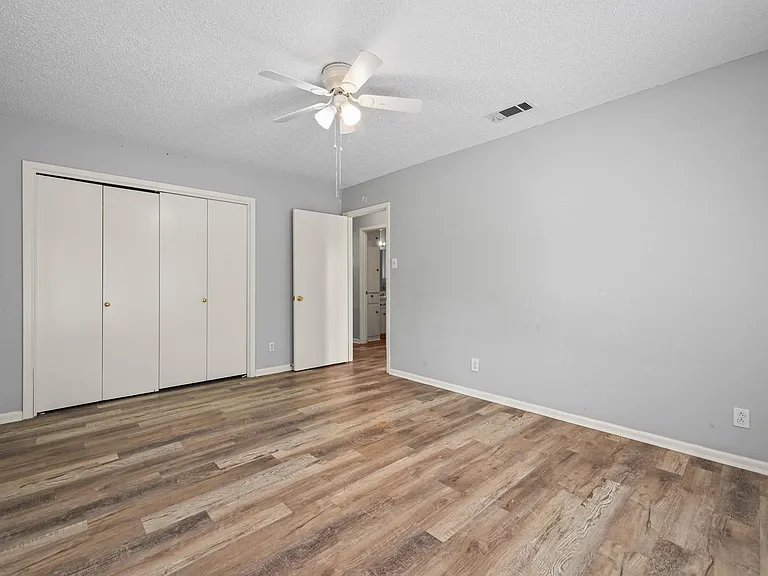 8910 Little Walnut Pkwy #A — Photo 21