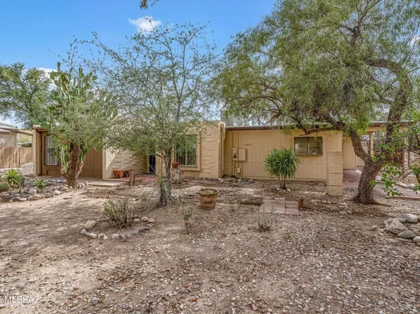 2118 N Calle De La Cienega, Tucson, AZ 85715