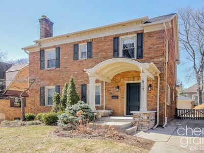 817 Chippewa Dr SE, Grand Rapids, MI, 49506