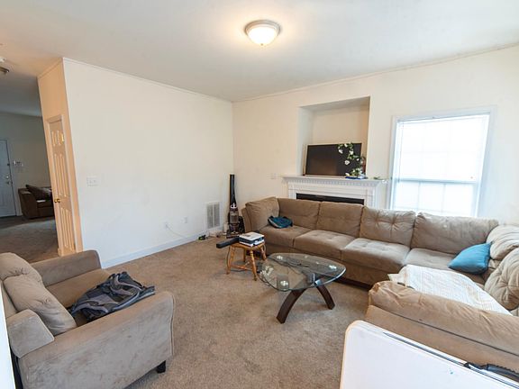 5th image of 1708 Lakeview Ave