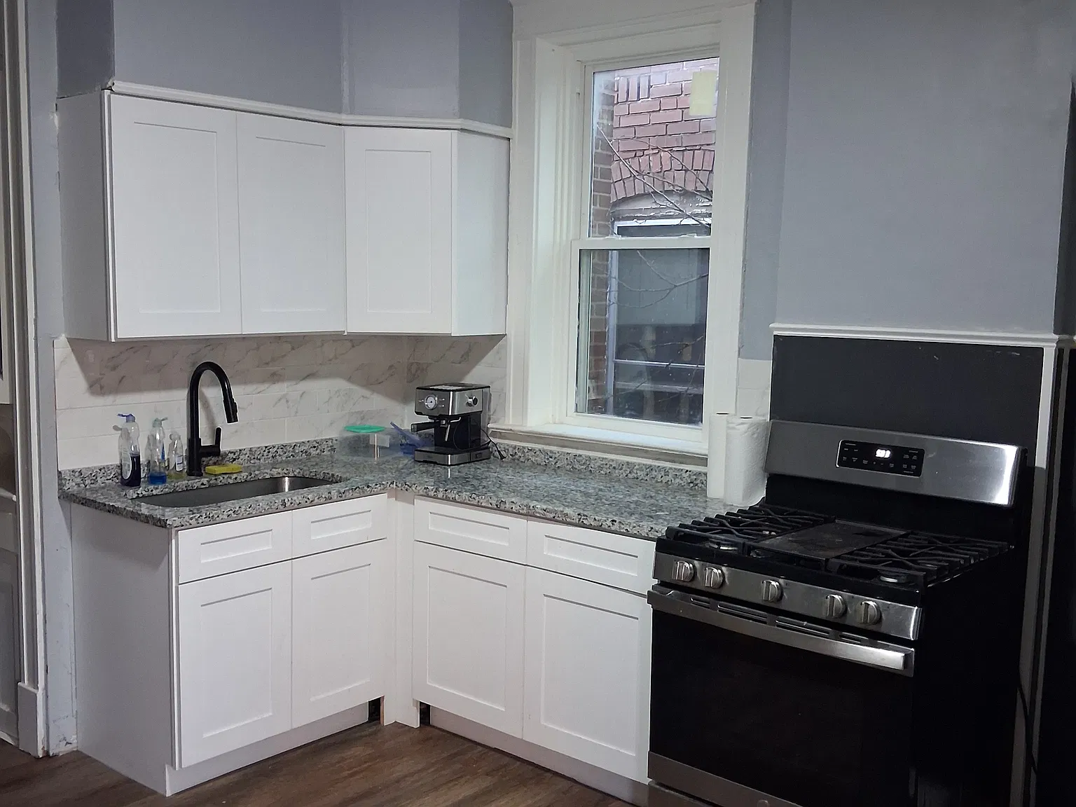 2 bed, 1075 sqft, $900 — Photo 2