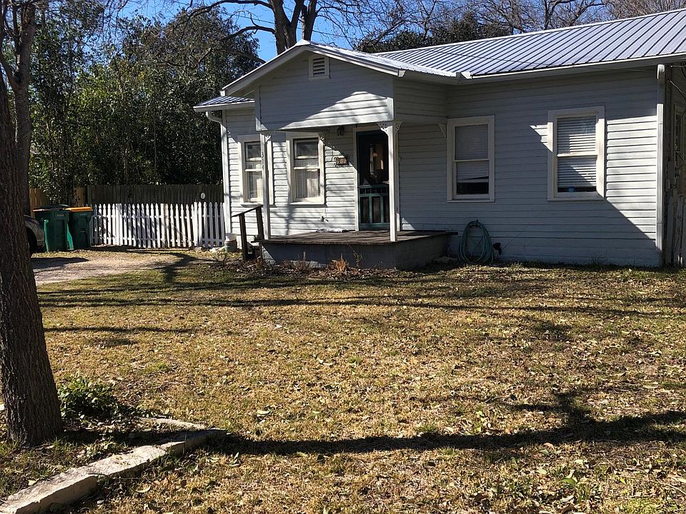 1st image of 314 E Theissen St