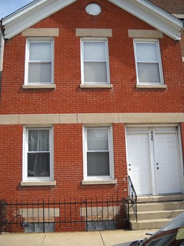 1st image of 946 W Concord Pl APT 1F