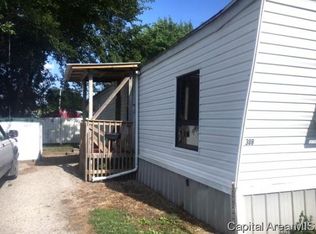 308 S Dye St, Virden, IL 62690
