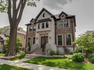 322 Grand Blvd, Park Ridge, IL 60068