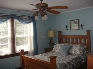208 W Fir St, La Follette, TN 37766