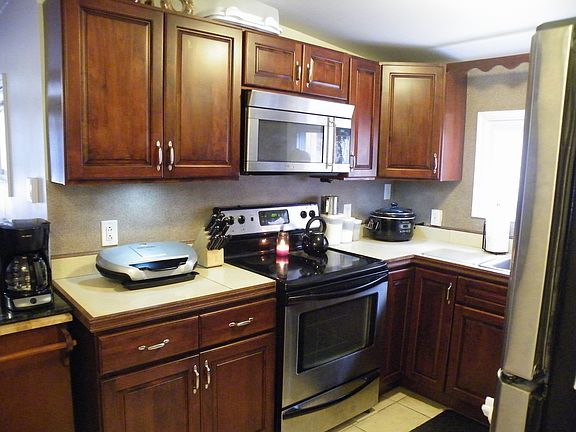 Kitchen Left