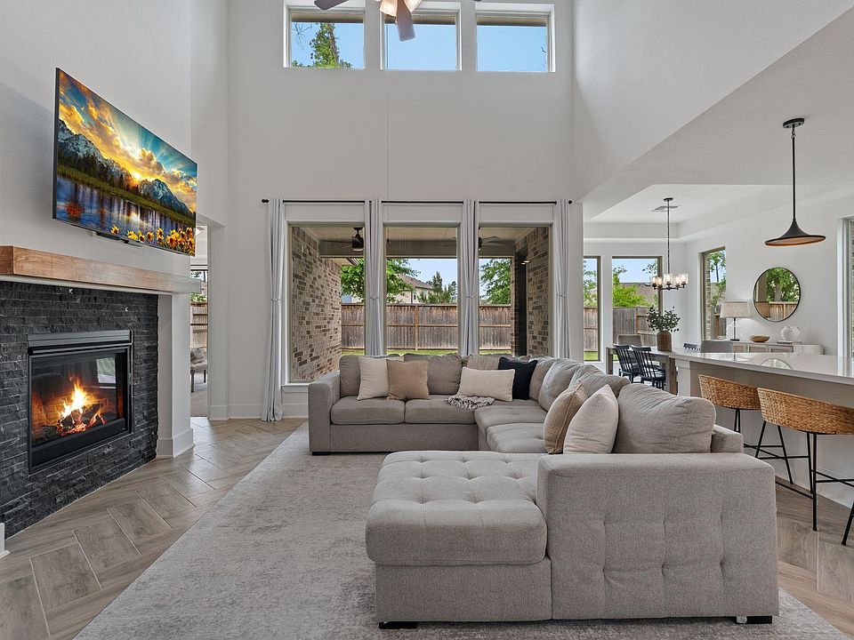 1st image of 914 Sendero Trl