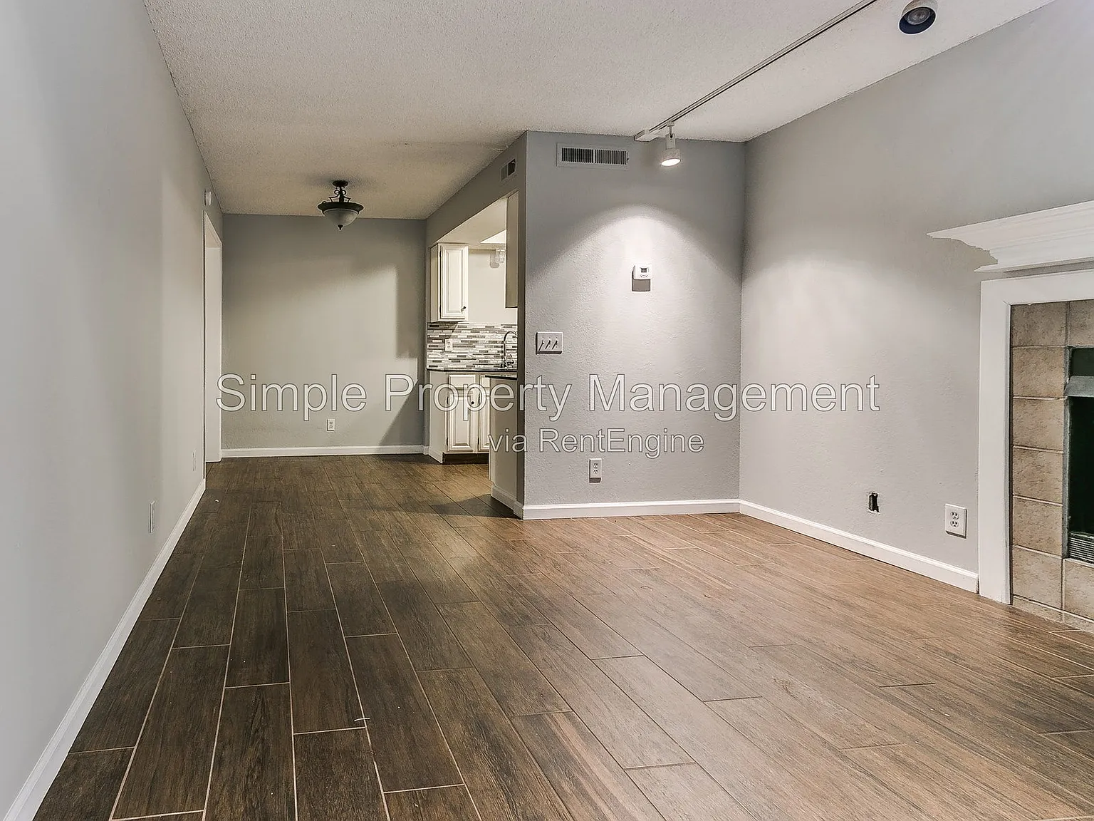 2 bed, 2.0 bath, 1065 sqft, $1,150 — Photo 4