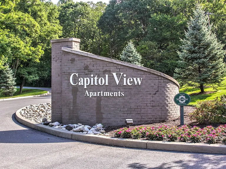 Capitol View — Photo 6