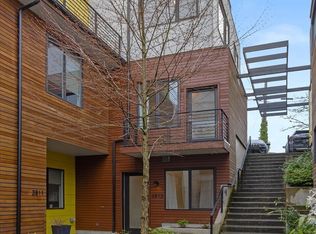 3813 Fremont Ln N, Seattle, WA 98103
