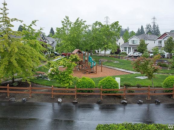 3rd image of 2519 87th Ave NE