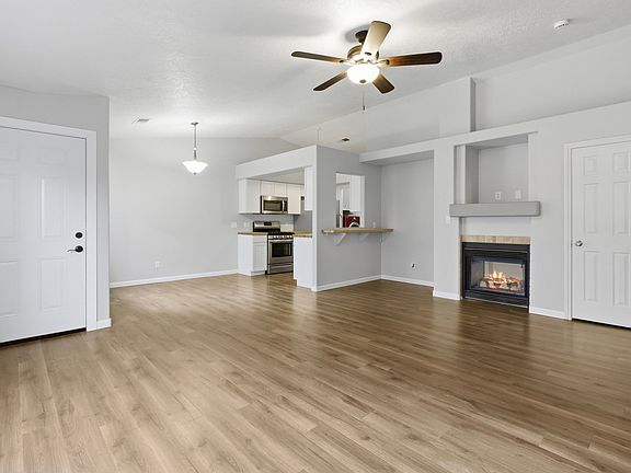 3rd image of 1238 W 360 N APT 10