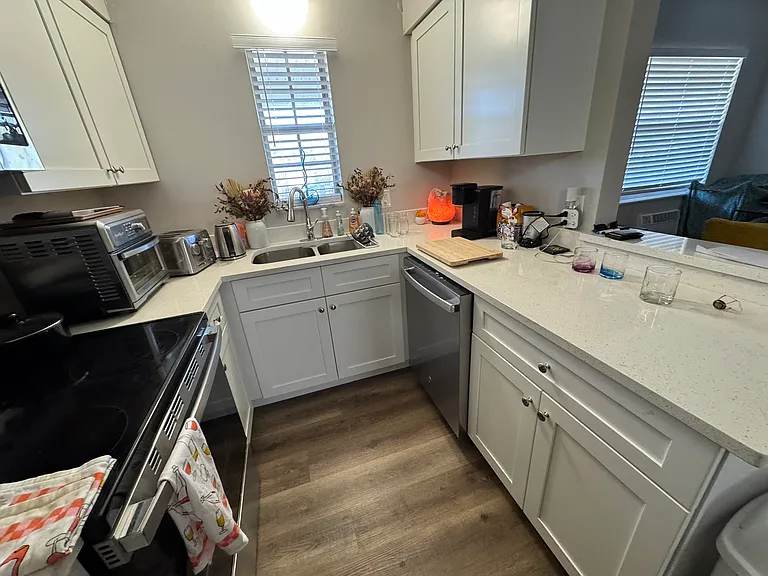 330 45th Ave S #9 — Photo 11