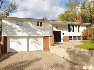 2713 W Greenbrier Ln, Peoria, IL
